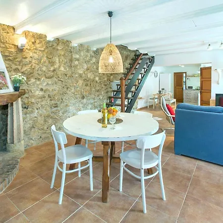 Mairata Villa
